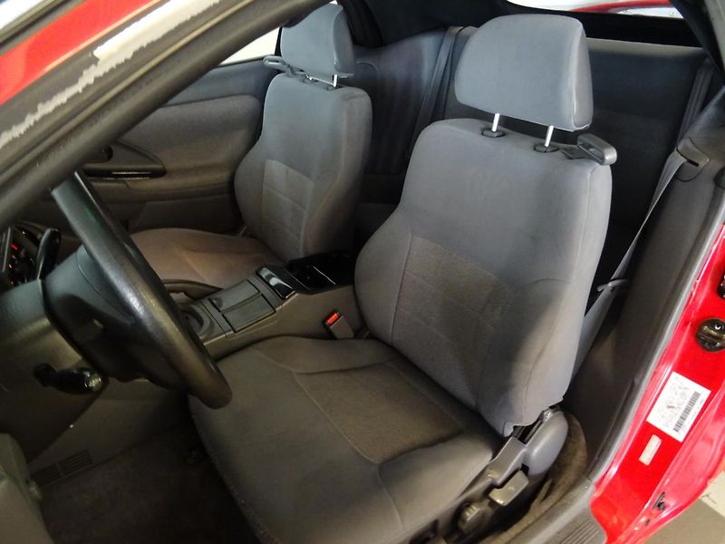 Mitsubishi Eclipse (1996) 2,4 SPYDER - fotka 8 z 32