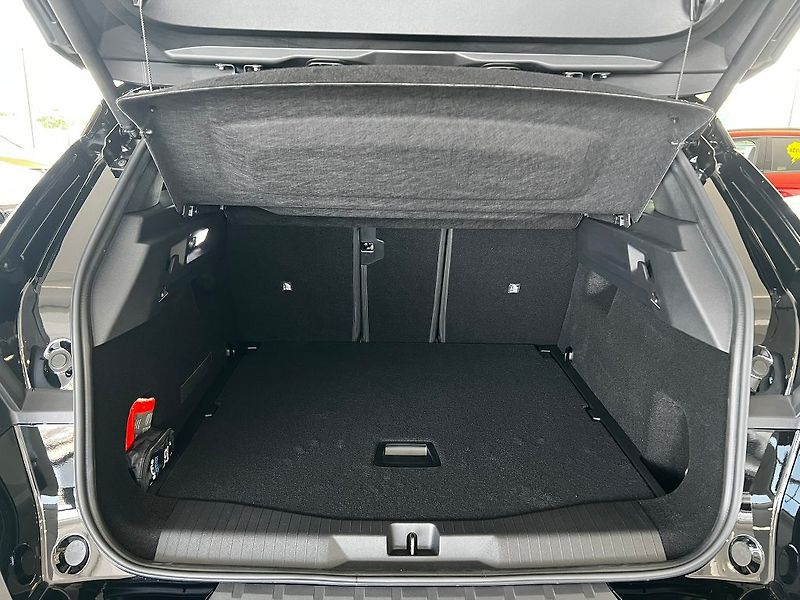 Opel Grandland GS Hybrid 1,2T 145k Automat+ZP - fotka 8 z 30