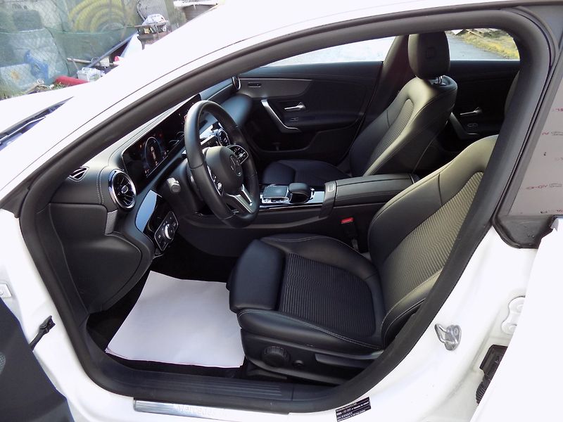 Mercedes-Benz CLA (2019) 200d/Full-Led/1.majitel/ - fotka 14 z 50