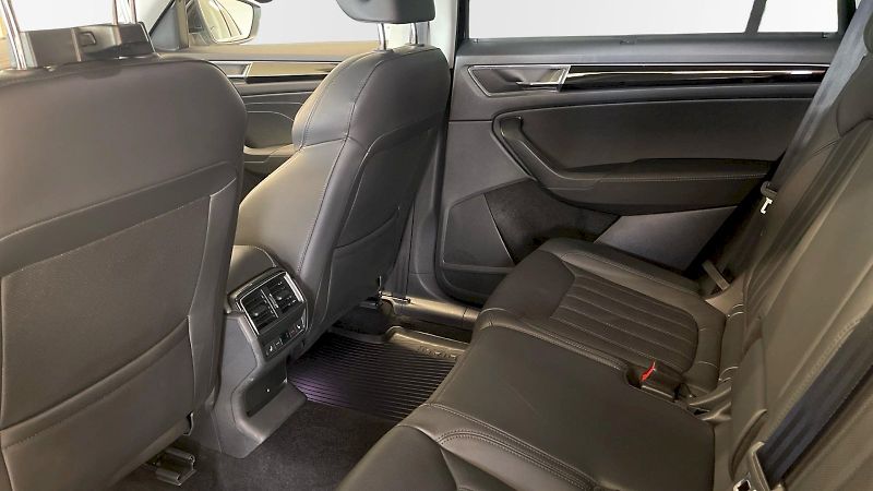 Škoda Kodiaq (2022) Laurin&Klement 2,0TDI 147Kw DS - fotka 11 z 35