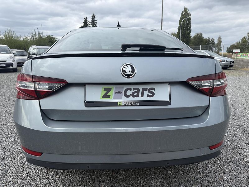 Škoda Superb 1.6TDi STYLE 88kW Navi BiXenon - fotka 6 z 21