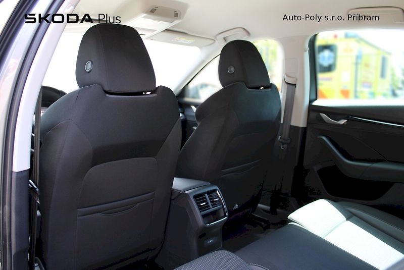 Škoda Octavia (2024) Selection 1.5TSI / 110kW 6°MP - fotka 20 z 24