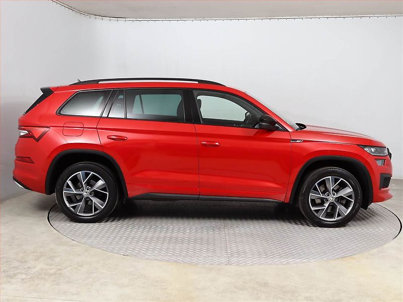Škoda Kodiaq (2022) Sportline 2.0 TDI - fotka 6 z 22