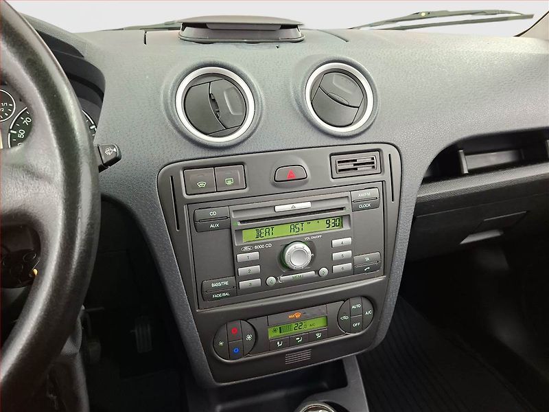 Ford Fusion (2008) 1.4, po STK, Tažné, CZ doklady - fotka 12 z 13