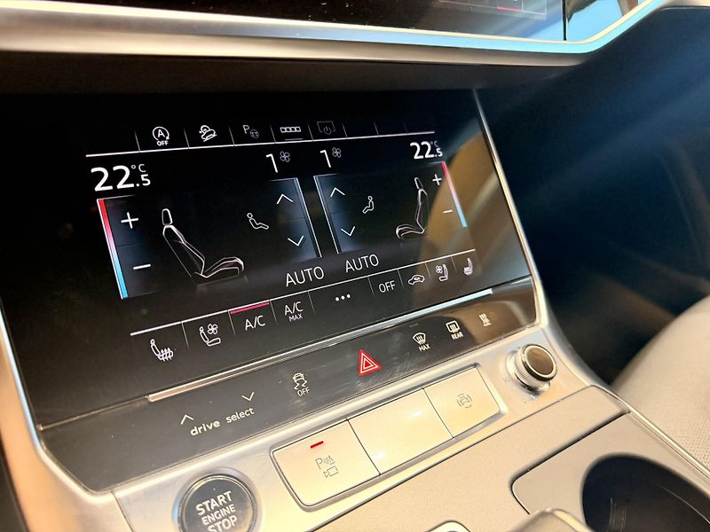 Audi A6 50 TDi quattro Tiptronic - fotka 16 z 37
