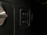 Land Rover Defender 110 D300 X-DYNAMIC SE AWD AUT - náhled 41