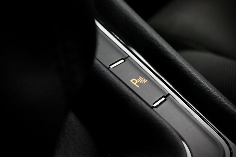 Volkswagen Golf Variant 7 FL 1.4 TSI 92 kW Highline - fotka 30 z 35