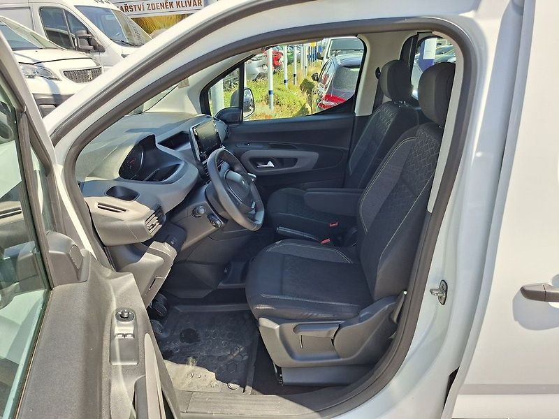 Peugeot Rifter ACTIVE 1.5 BHDi 130k M6 - fotka 11 z 22