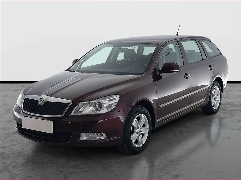 Škoda Octavia (2011) 1.6 TDI, nová STK, CZ doklady - fotka 2 z 15
