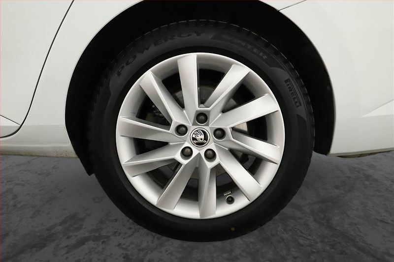 Škoda Superb (2021) Style 2.0 TDI - fotka 12 z 19