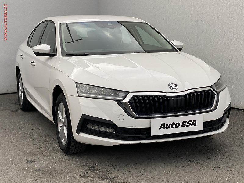 Škoda Octavia (2021) 1.5TSi e-TEC, 1.maj,ČR - fotografie inzerátu
