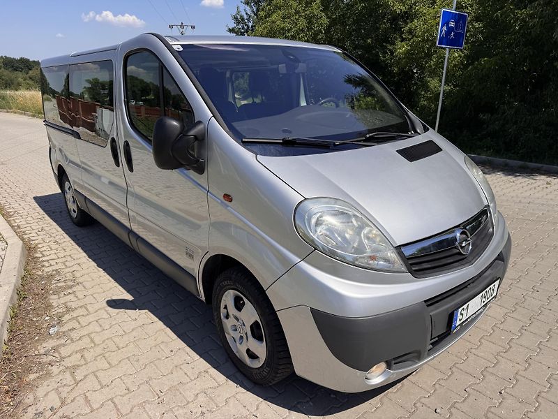 Opel Vivaro 2.0CDTI 84Kw L2 - 9.Mist - fotka 3 z 17