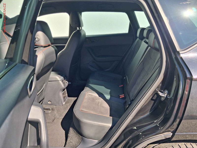 Seat Ateca (2023) 2.0 TDi, FR, DSG, LED, +ALU - fotka 10 z 22