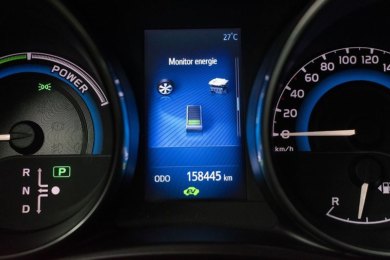 Toyota Auris 1.8 HYBRID*KAMERA*AUT. KLIMA* - fotka 17 z 36