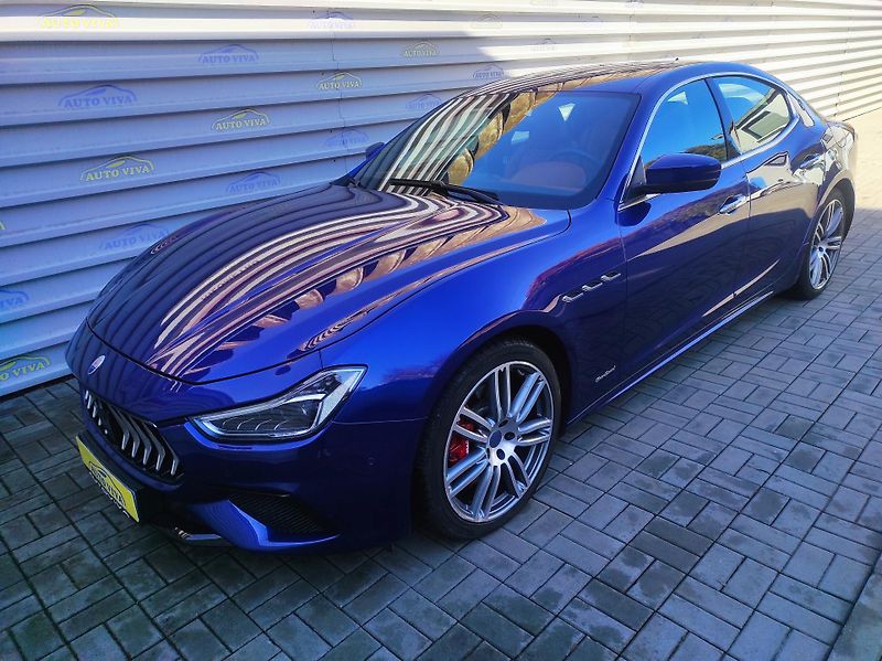 Maserati Ghibli 3.0 V6 316kW S Q4 LIFT, AT - fotka 6 z 48