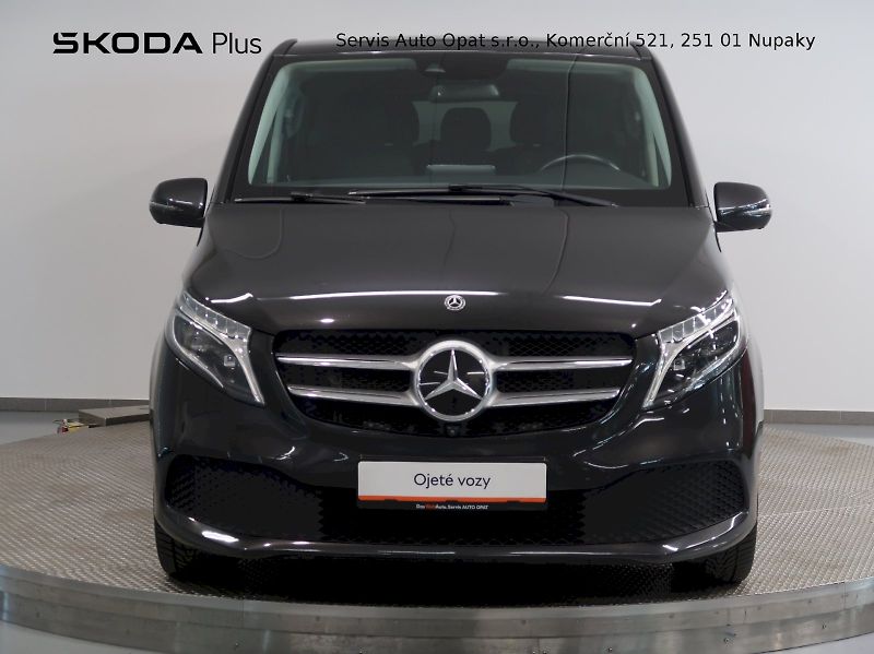 Mercedes-Benz Třídy V (2020) 300d L EXCLUSIVE WEBASTO BURME - fotka 4 z 39