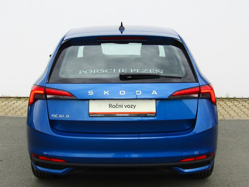 Škoda Scala (2025) Selection 1.0 TSI 85 kW - fotka 12 z 30