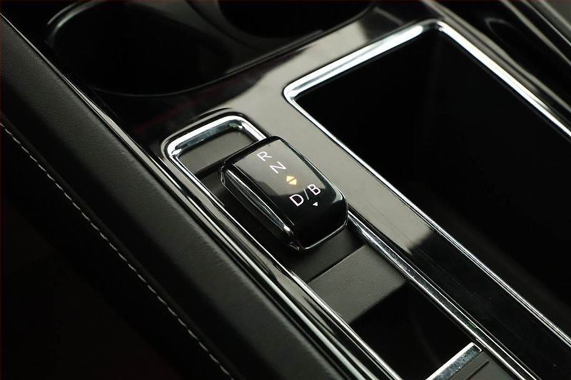 Škoda Enyaq (2022) Sportline iV 80 (82 kWh) - fotka 10 z 22