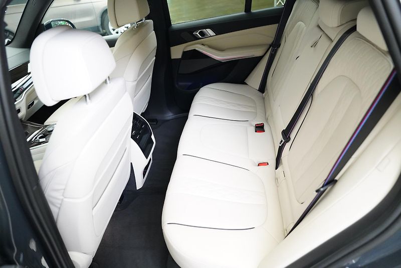 BMW X5 - fotka 26 z 30