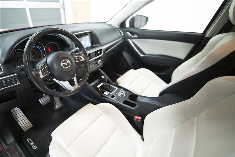 Mazda CX-5 2,5 SKYACTIV AWD AT WEBASTO ČR - fotka 14 z 41