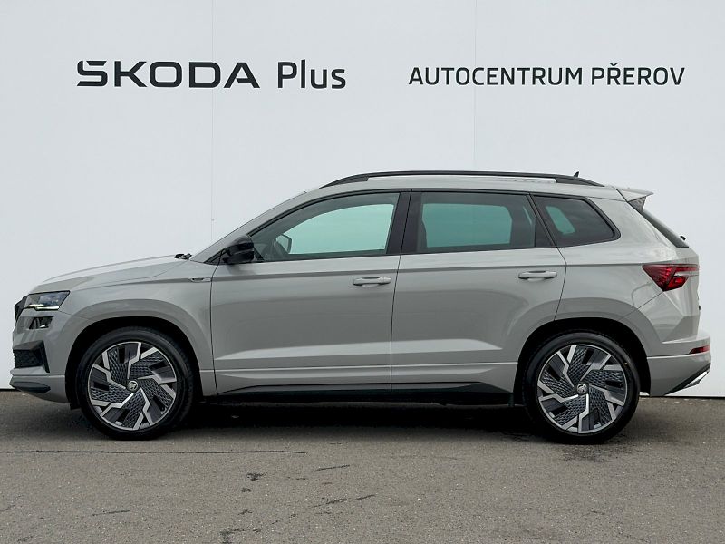Škoda Karoq (2023) 2.0 TSI 140kW DSG SportLine - fotka 3 z 35