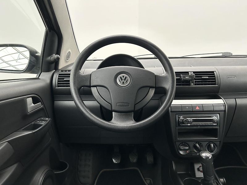 Volkswagen Fox 1.2 HTP - fotka 37 z 44