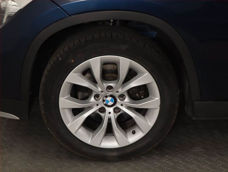 BMW X1 (2014) xDrive18d, 4X4, Automat, Navi - fotka 15 z 18
