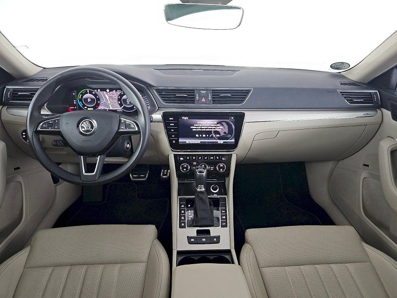Škoda Superb (2019) 1.4PHEV 160kW LAURIN a KLEMENT - fotka 6 z 30