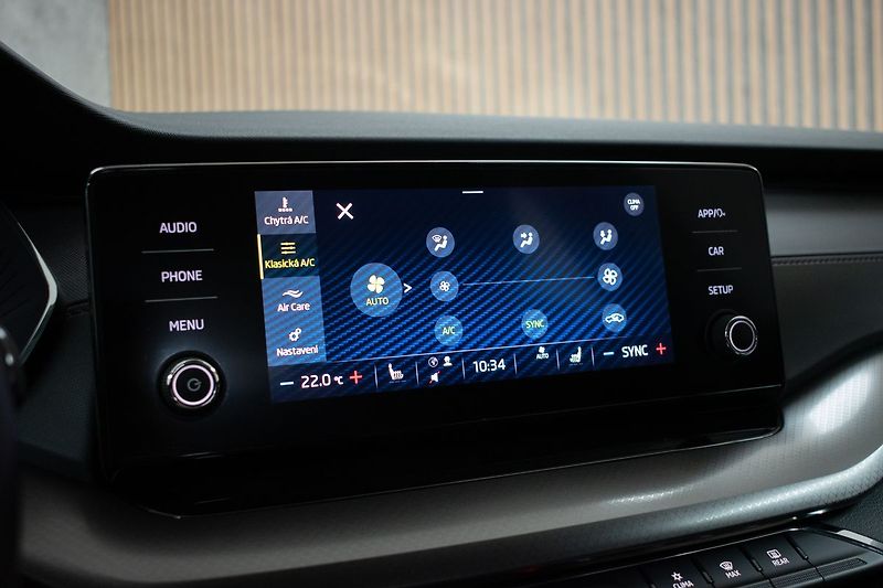 Škoda Octavia 2.0TDI 110kW AMBITION+*ČR 1.M* - fotka 25 z 37
