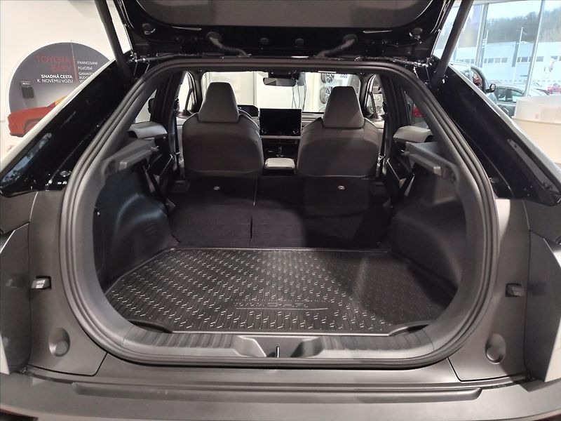 Toyota C-HR (2026) BEV 77 kWh  AWD EXECUTIVE VIP - fotka 12 z 12