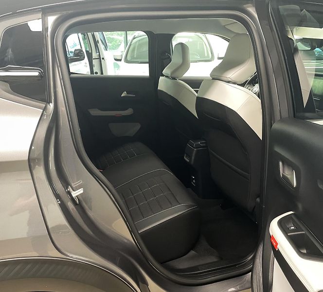 Citroën C3 (2026) MAX 1,2 Hybrid 110 aut - fotka 13 z 25