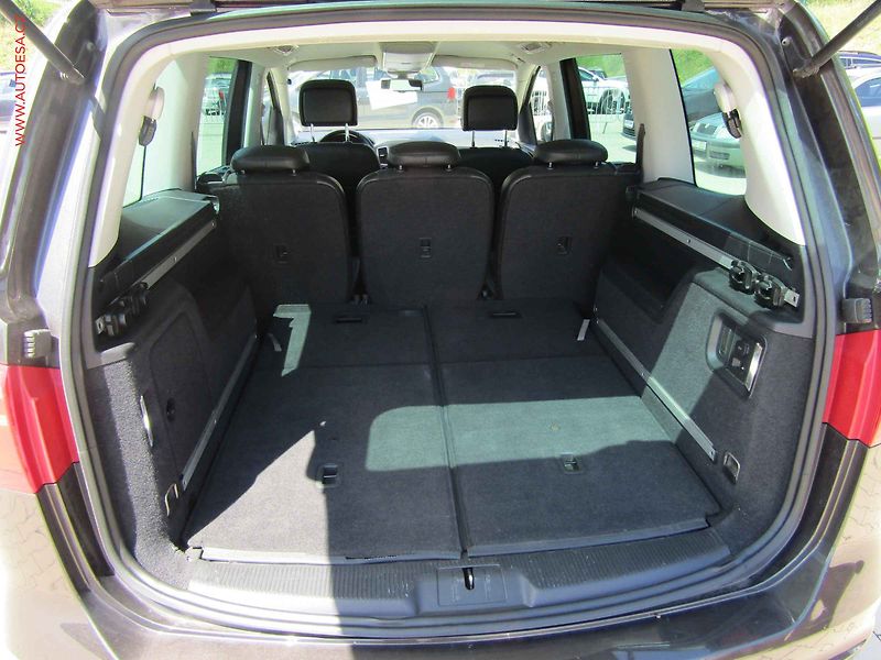 Seat Alhambra (2014) 2.0TDi, Navigace - fotka 7 z 22