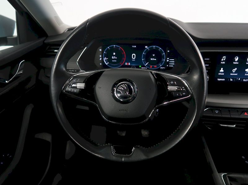 Škoda Octavia (2021) AMBITION 2.0TDI 85KW - fotka 16 z 36
