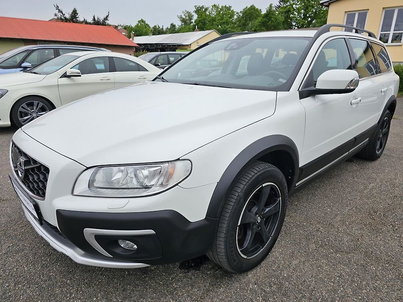 Volvo XC70 (2016) D4 2.0 133kW SUMMUM,TEMPOMAT - fotografie inzerátu