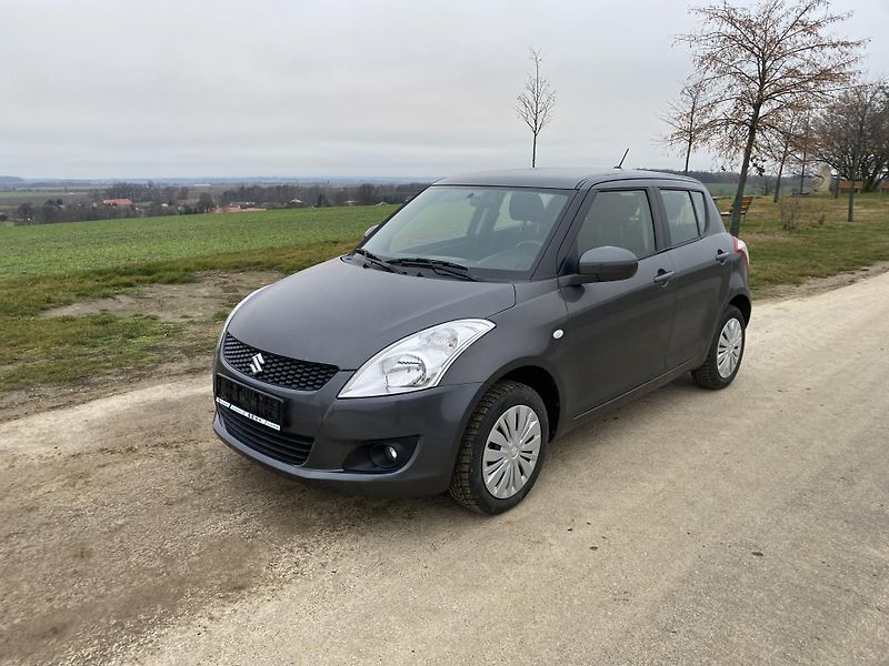 Suzuki Swift (2013) 4x4 69kw - fotka 1 z 18