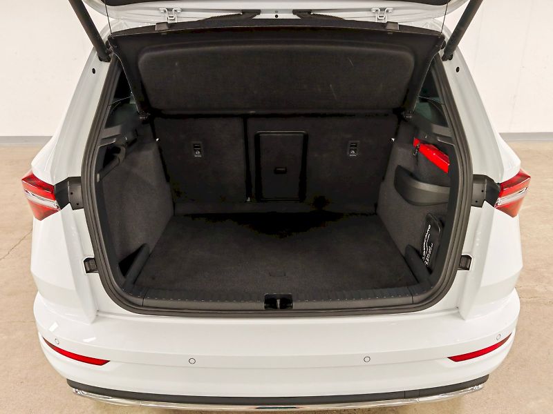 Škoda Karoq (2025) 2.0 TDI 110 kW DSG 4x4 Sportli - fotka 29 z 32