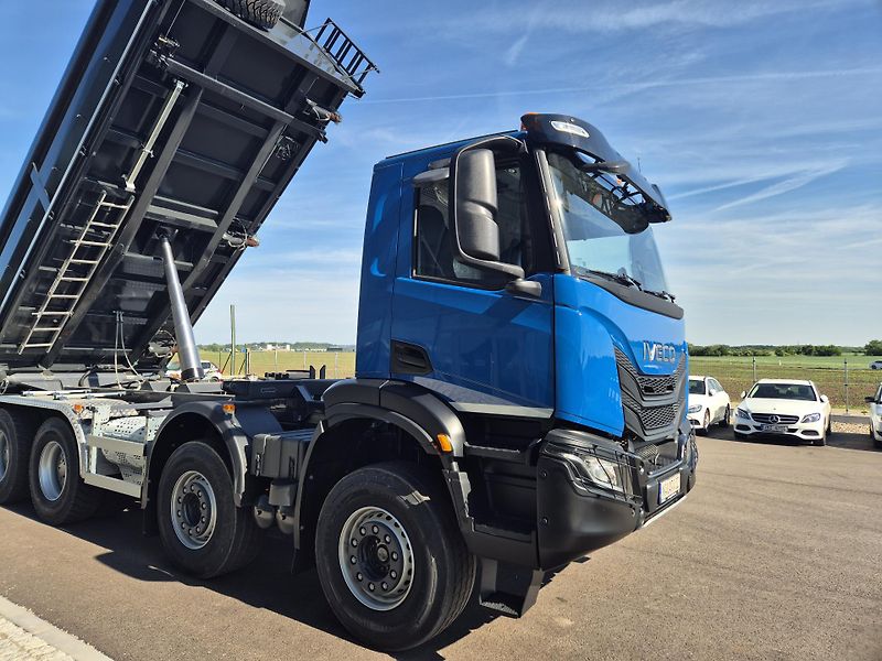 Iveco X-WAY 26.500 8x4 SKLÁPĚČ S3 IHNED  - fotka 6 z 7