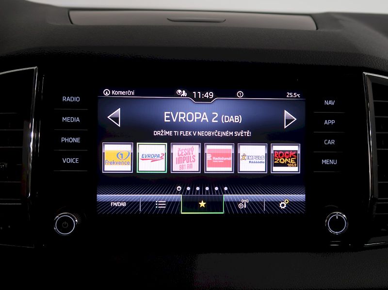 Škoda Karoq (2020) STYLE 1.5TSI 110KW DSG NAVI TA - fotka 22 z 37