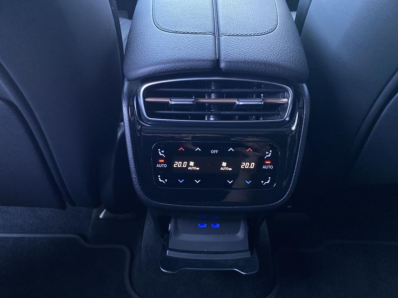 Mercedes-Benz EQE EQE 350 4M SUV Electric Art - fotka 25 z 29