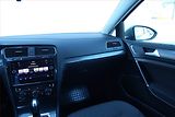 Volkswagen Golf (2020) 2.0 TDI, Automat, Navi - náhled 8