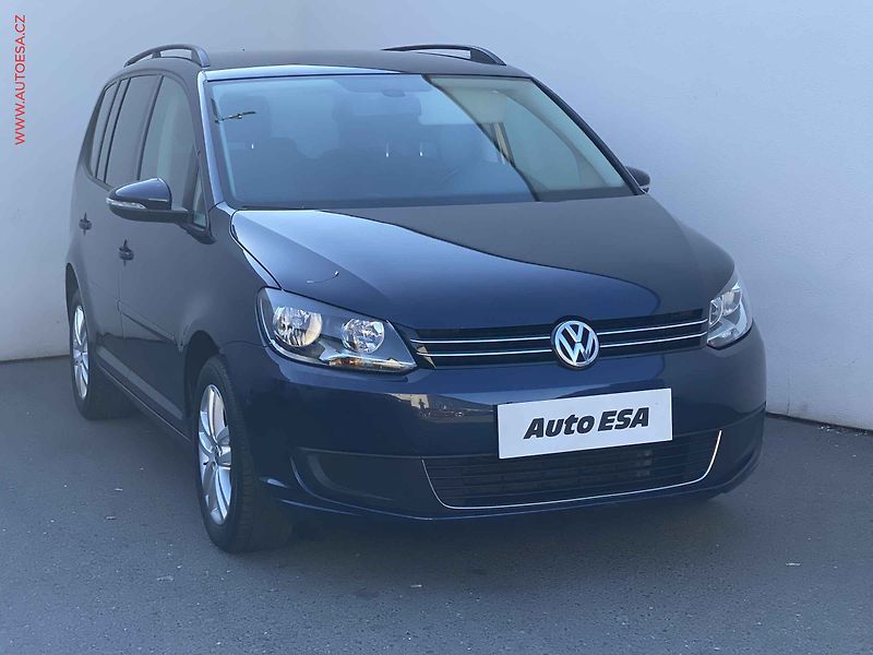 Volkswagen Touran (2014) 2.0 TDi, Comfortline, +kola - fotografie inzerátu