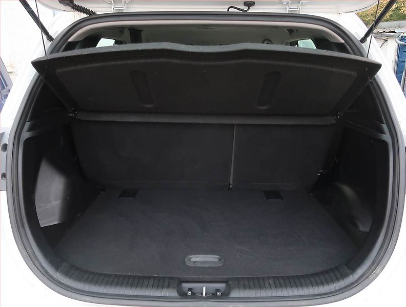 Hyundai ix20 (2017) 1.4 CVVT, ČR,1.maj, Serv.kniha - fotka 13 z 15