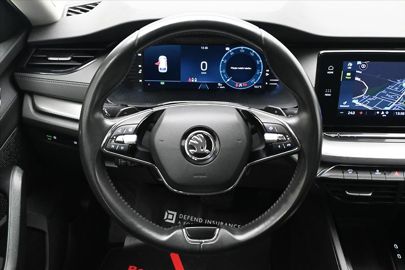 Škoda Octavia 2,0 TDI 110kW DSG NAVIGACE Zár - fotka 18 z 30