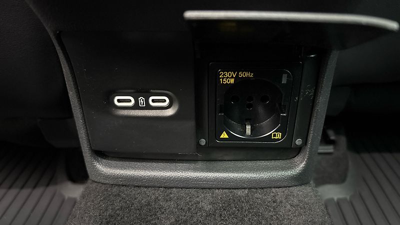 Škoda Octavia 1.5 TSI Ambition - fotka 21 z 25