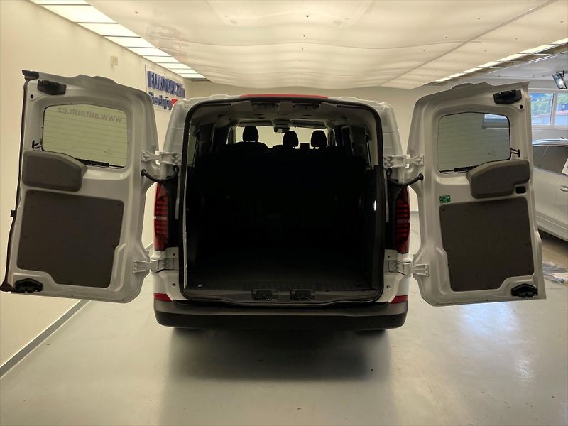 Volkswagen Transporter (2025) Nový T7 Kombi TDI 8AUT DR - fotka 7 z 27