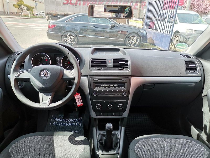 Škoda Yeti (2015) 1.2TSi 77kw Outdoor PDC Tažné - fotka 11 z 26