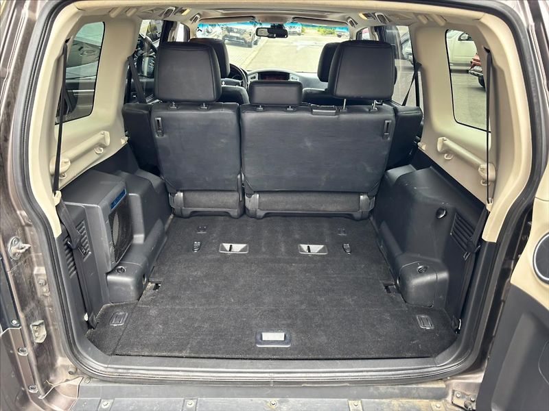 Mitsubishi Pajero 3,2 DI-D  Instyle 4x4+Serviska - fotka 12 z 32