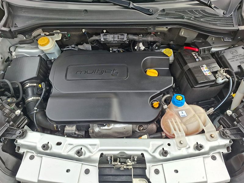Fiat Dobló (2019) 1.6M-JET 77kW -1.MAJ.-DPH - fotka 25 z 30