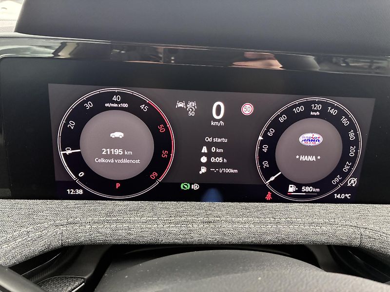 Škoda Superb 110KW,  REZERVACE - fotka 25 z 38