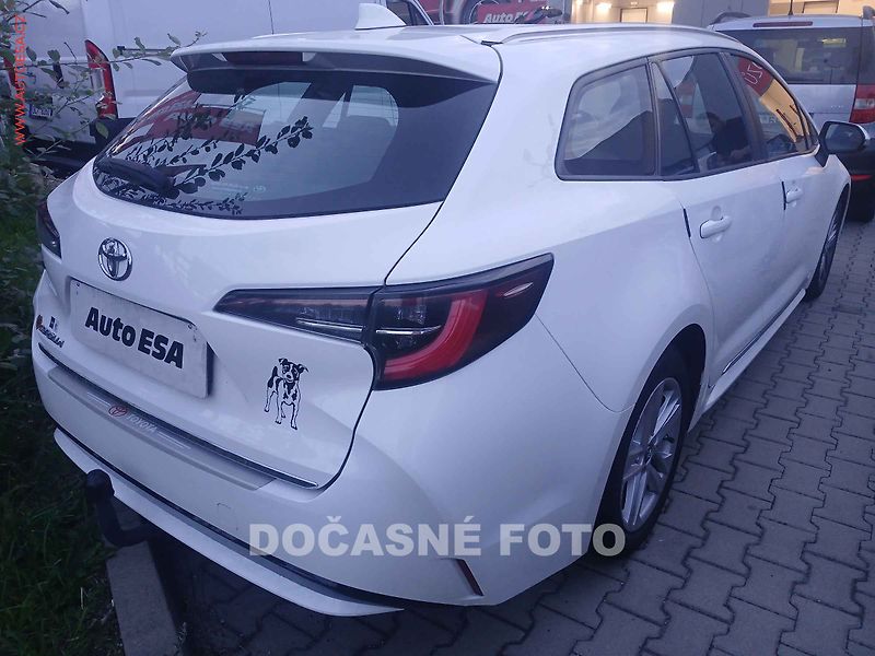 Toyota Corolla (2019) 1.2i, 2.maj,ČR, servis.kniha - fotka 2 z 3